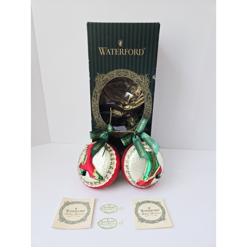 Waterford Christmas ornament glass Victorian Shoe Medallion 122308‎